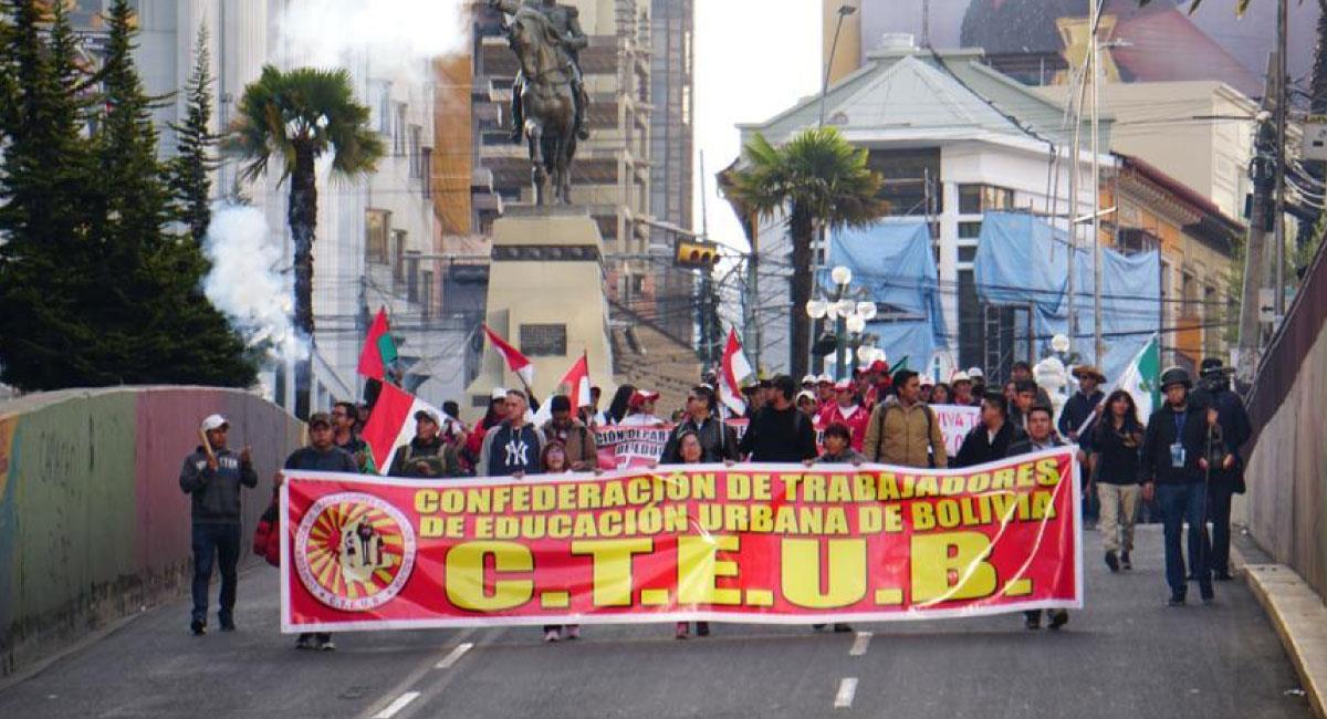 Maestros bolivianos anuncian que endurecerán las protestas junto a otros sectores. Foto: Twitter