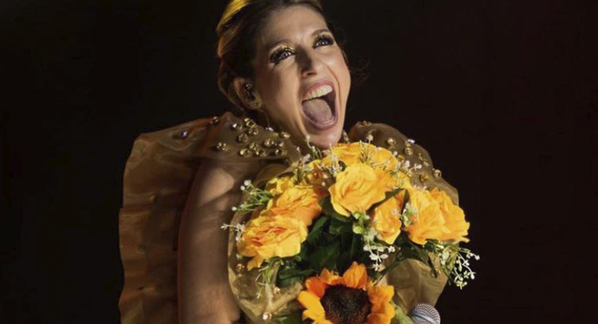 Floricienta aún tiene pendiente dos conciertos más en Bolivia. Foto: Twitter Captura @AMORXPONCHO