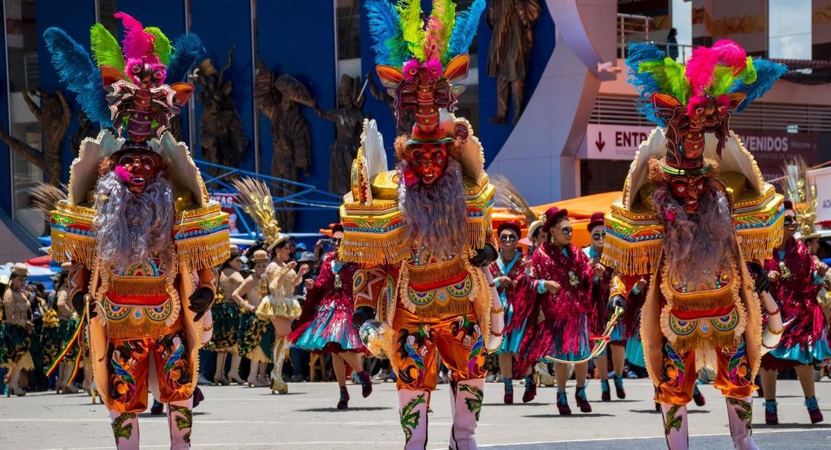 La Unesco declaró el 18 de mayo de 2001 al Carnaval de Oruro como Patrimonio de la Humanidad. Foto: Facebook Lunangel