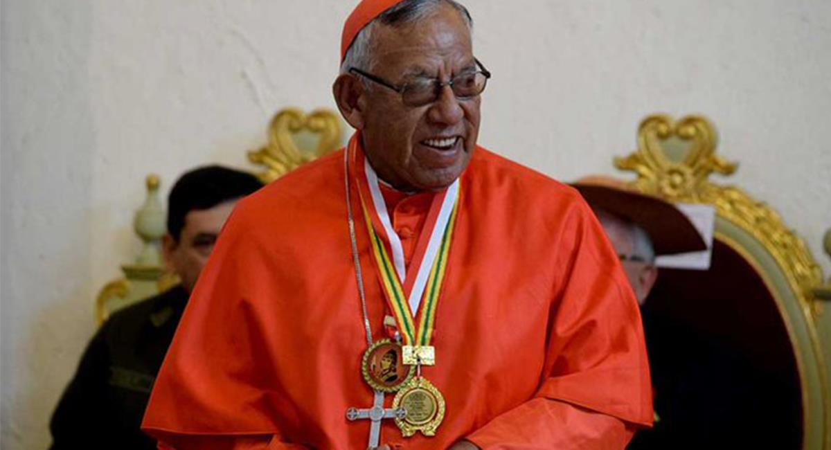 Una investigación de un medio televisivo de Bolivia reveló la doble vida del Cardenal Toribio Ticona. Foto: Twitter Captura @redbolivision