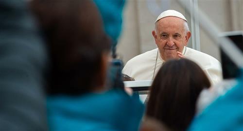 Por tercera ocasión, el Papa es sometido a una operación de hernia incisional 