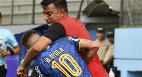[VIDEO] César Farías no estará más al mando del Aucas por golpear a dos jugadores rivales