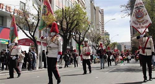 Desfiles escolares por el 6 de agosto: Conozca que vías estarán cerradas este viernes en La Paz