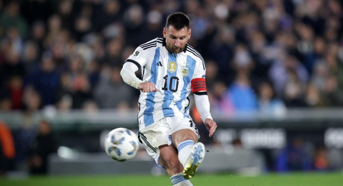 Messi ya comenzó su cuenta goleadora. Foto: Twitter @Argentina