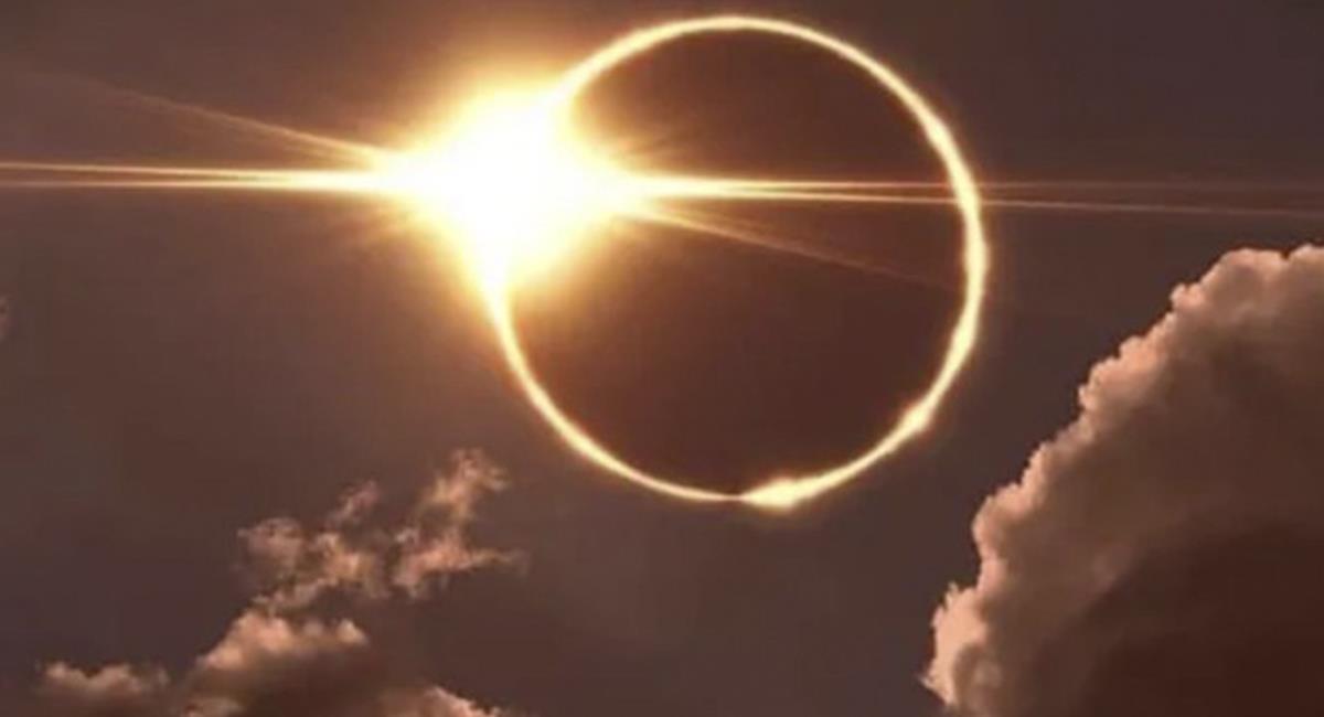 Todos los clube astronómicos y científicos del país documentarán el eclipse solar anular desde Bolivia. Foto: Twitter Captura @InformaCosmos