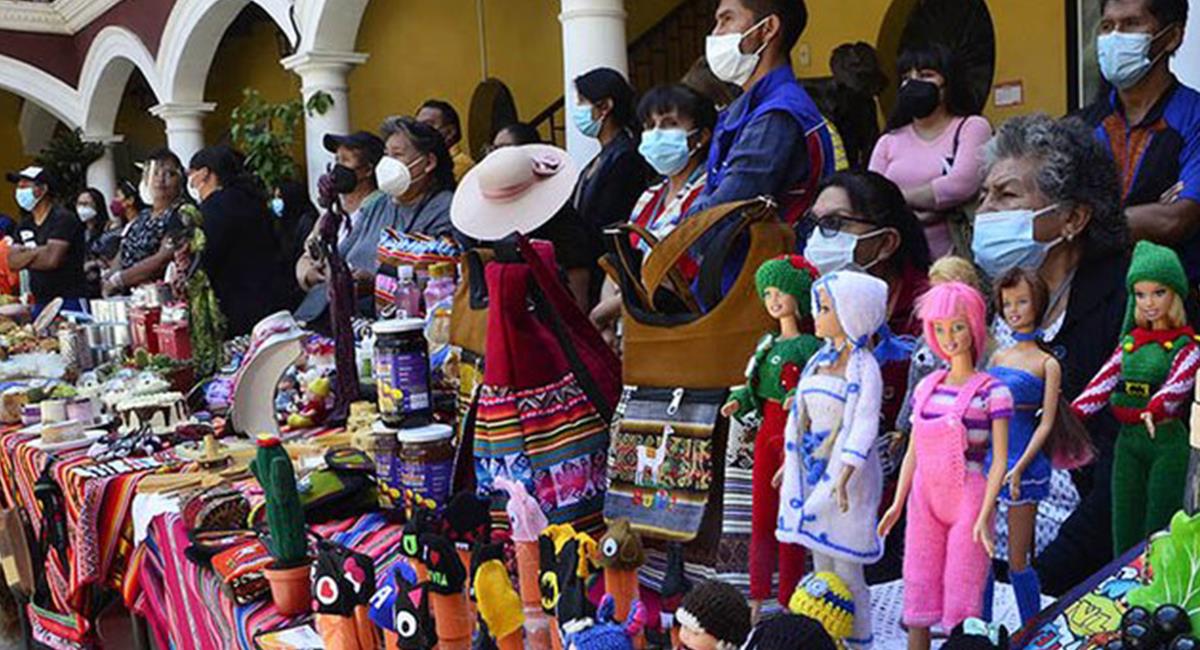 Si quieres algo en miniatura, la Feria de Alasitas 2023 empieza el lunes 23 de octubre en Cochabamba. Foto: Twitter Captura @boliviaprensa