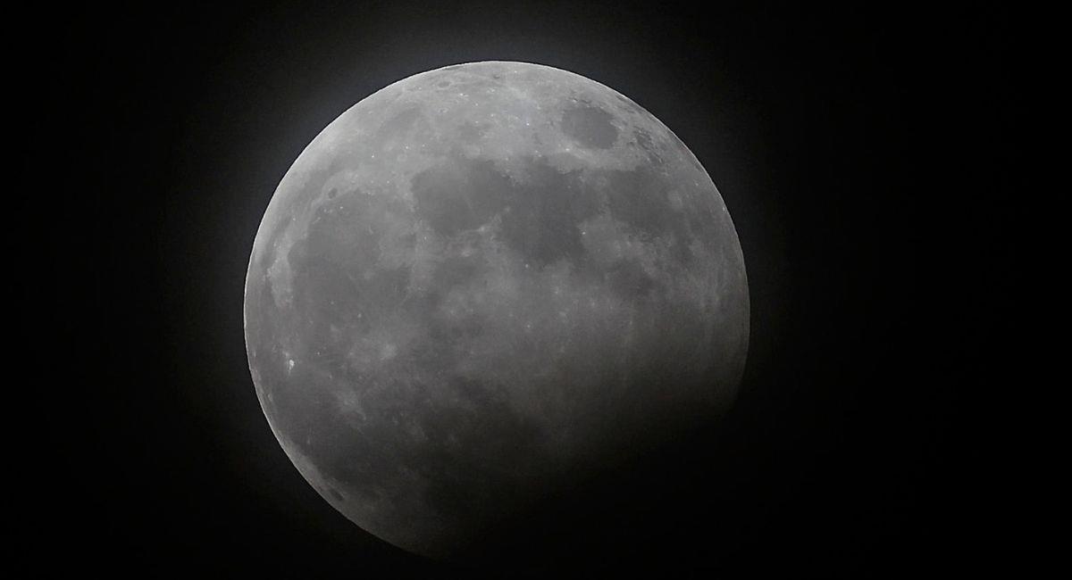 La Luna tiene 40 millones de años más de lo que se creía, según el nuevo estudio. Foto: EFE
