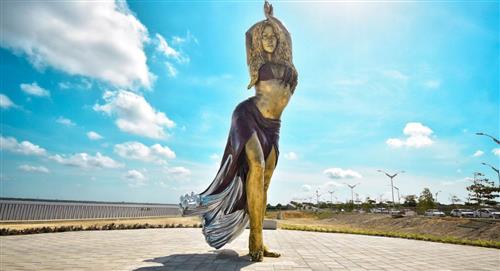 Barranquilla reveló estatua en honor a Shakira 