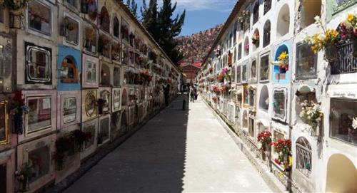 Suben los precios de los nichos en el cementerio de La Paz