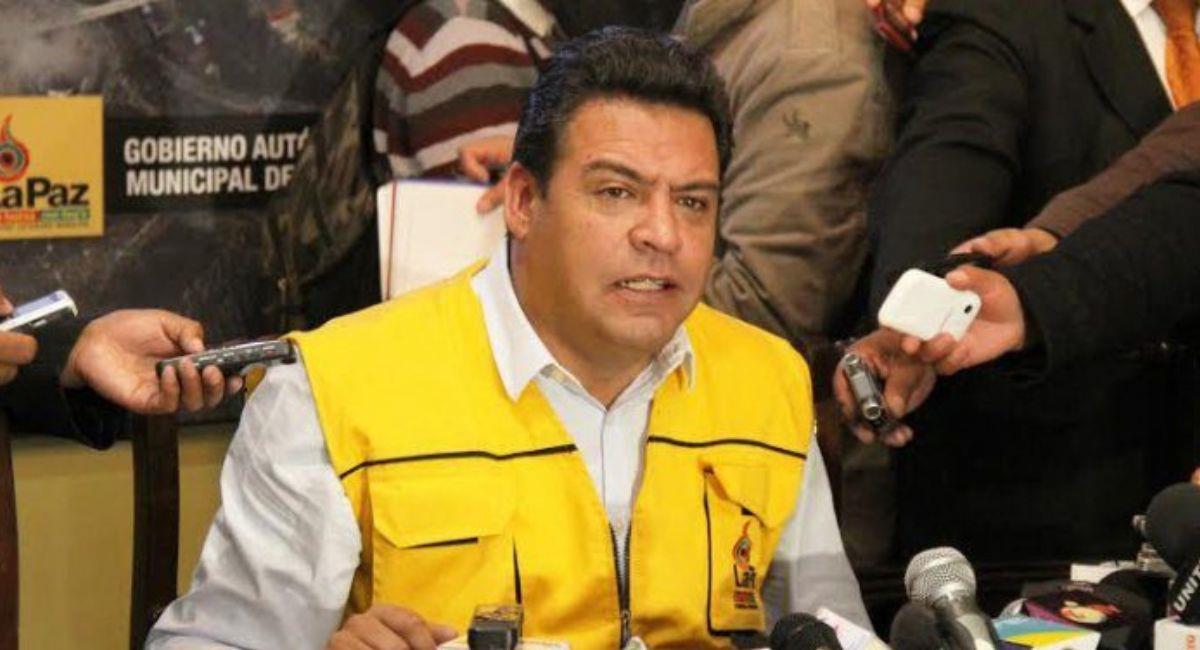 En septiembre de 2023 se emitió una orden de aprehensión contra Revilla. Foto: Consulado de Bolivia