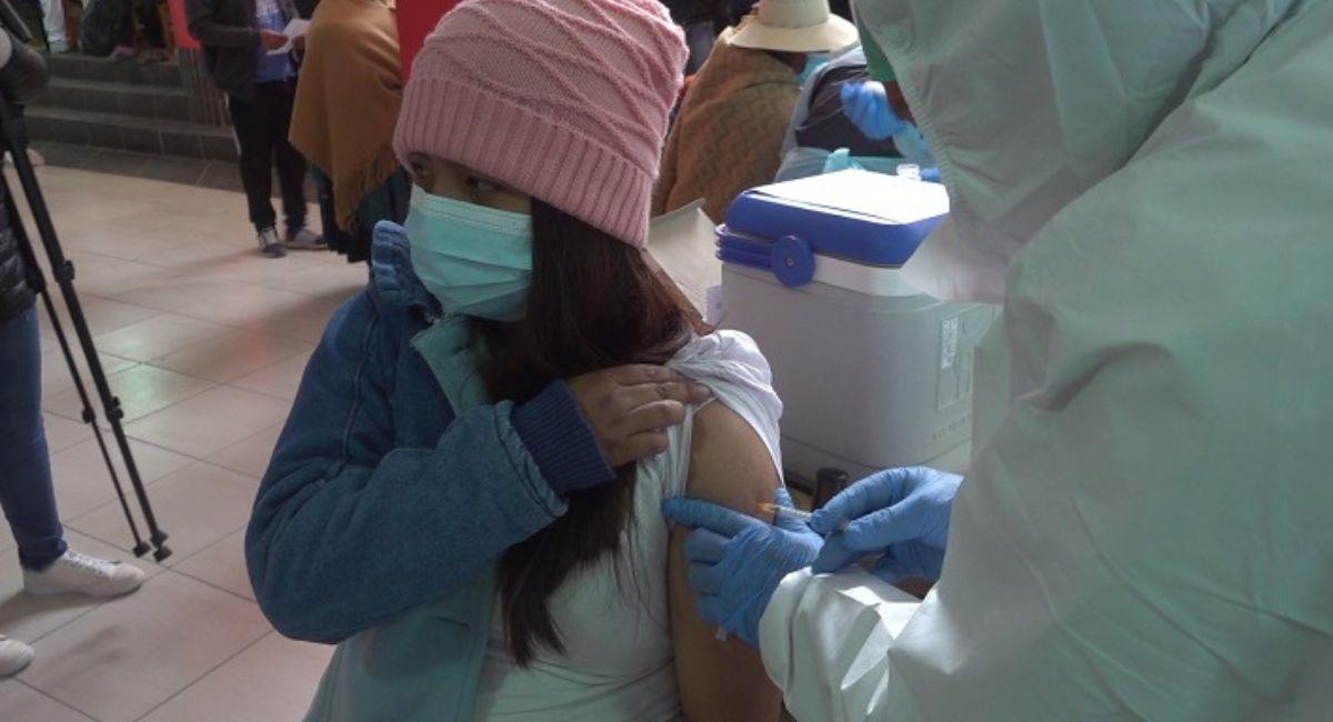 Las autoriades instan a los padres de familia a acudir a los centros de salud para vacunar a los menores. Foto: Facebook Ministerio de Salud