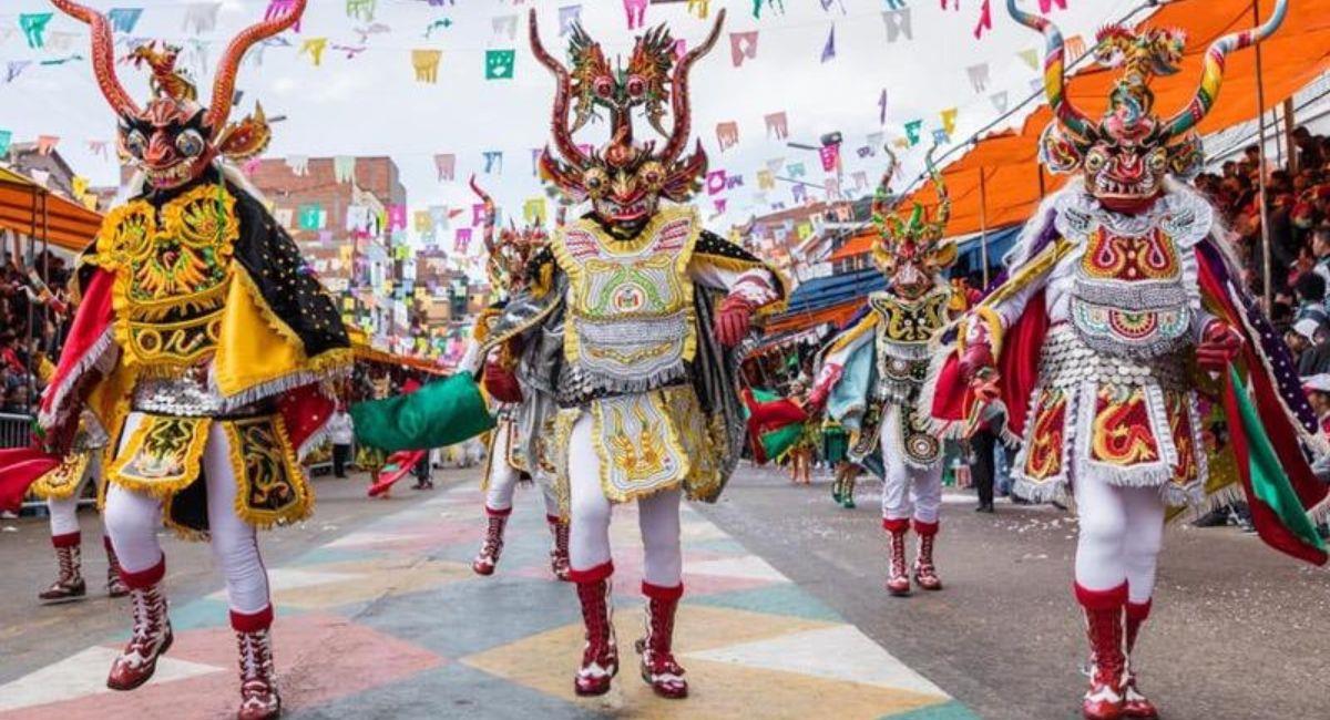 En 2023 el Carnaval de Oruro logró un movimiento económico de 235 millones de bolivianos. Foto: Cámara de Senadores