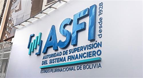 La ASFI fija una banda de comisiones para transferencias de dólares al exterior