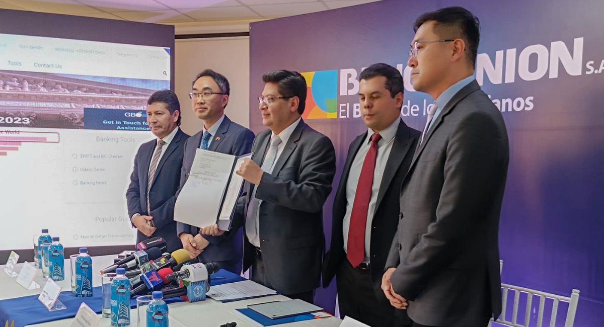Con la primera corresponsalía se logran consolidar las relaciones comerciales entre Bolivia y China. Foto: Facebook Banco Unión