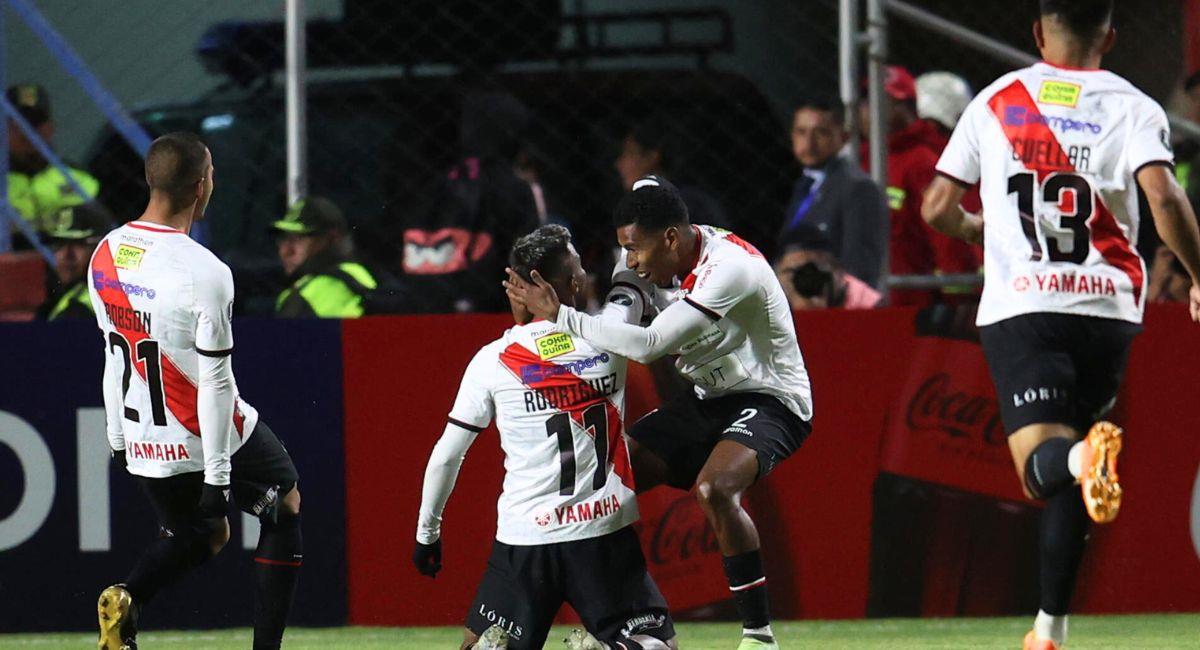 El único gol llegó al minuto 12 del encuentro por parte de Darlinson Rodríguez. Foto: EFE