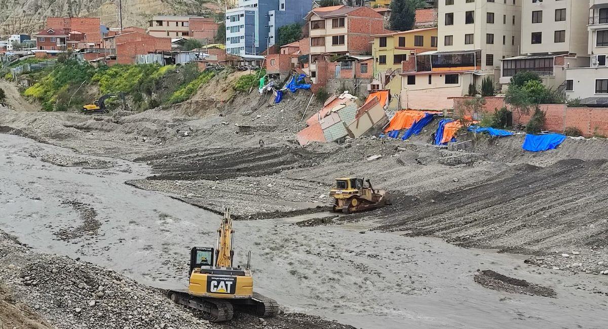 El presidente Luis Arce instruyó que estas 481 viviendas sean reconstruidas rápidamente. Foto: Facebook Min de Defensa