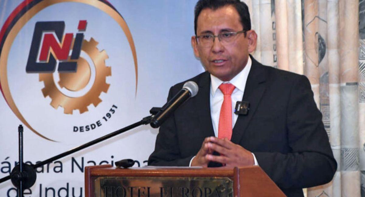 El presidente de la CNI aseguró que el aumento salarial 2024 generará mayor "contrabando" en Bolivia. Foto: Twitter Vía  @CNI.