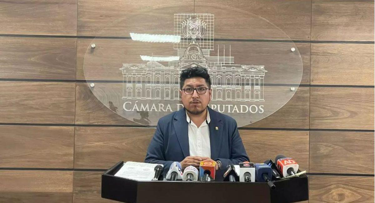 El Gobierno señala que el proyecto de Ley 035 que prevé un incremento de hasta mil bolivianos en las jubilaciones. Foto: Cámara de Diputados