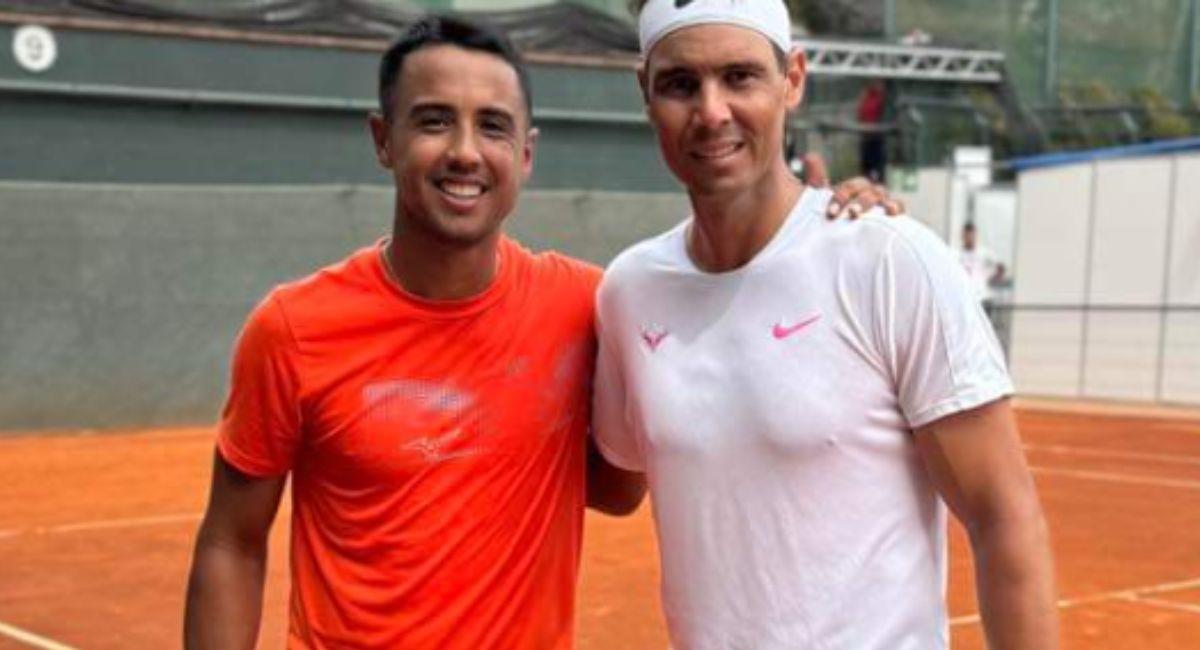 El tenista boliviano coincidió con Rafael Nadal en su entrenamiento y jugaron juntos. Foto: Instagram @HugoDellien.