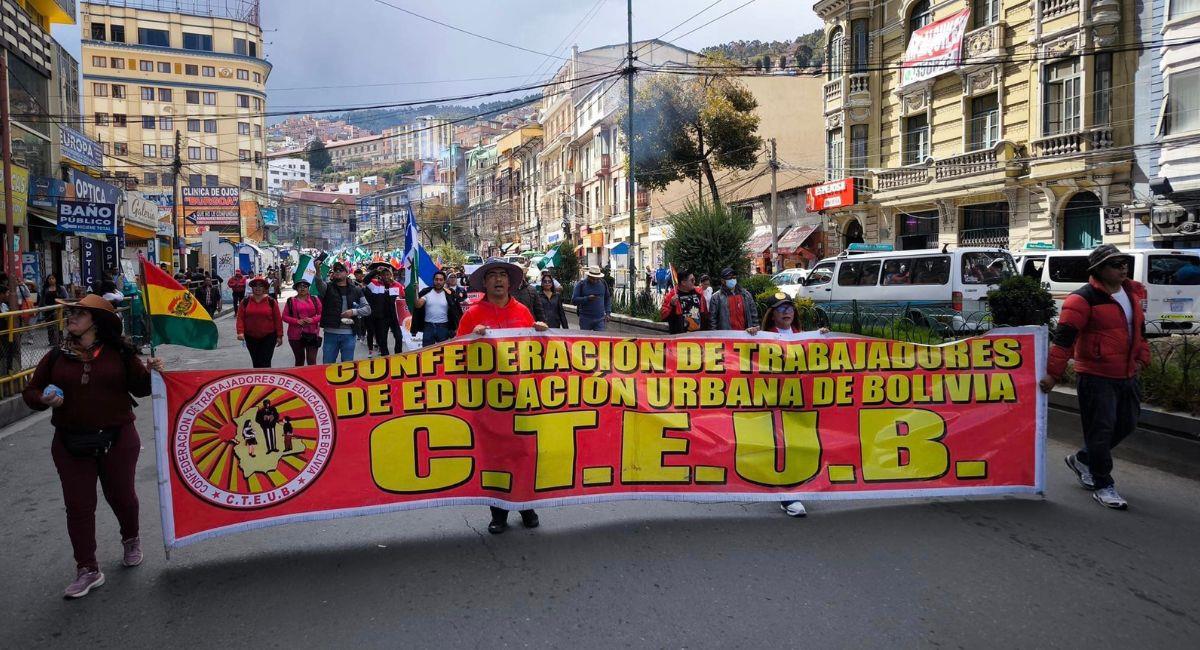 Este martes los movilizados contaron el tráfico vehicular en la ciudad de La Paz. Foto: Facebook CTEUB